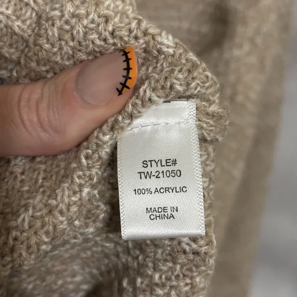 Zenana Outfitters Women's Beige Crew Neck Sweater - Picture 4 of 4